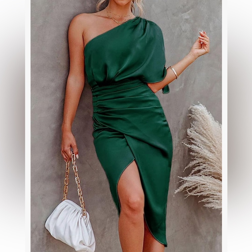 NWT CUPSHE Satin Green One Shoulder Cocktail Dress